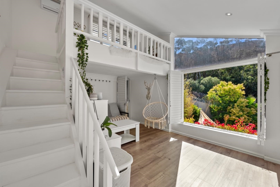 4 Bedroom Property for Sale in Tamboerskloof Western Cape
